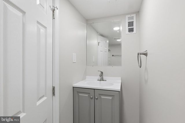 6408 GILMORE ST, Baltimore, MD 21207