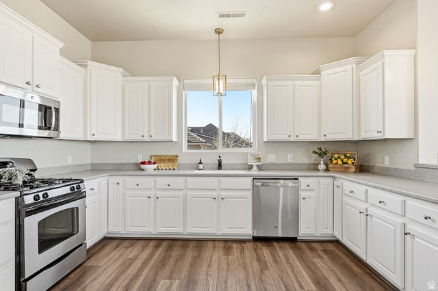 2492 W CARMEL CANYON DR, Cedar City, UT 84720