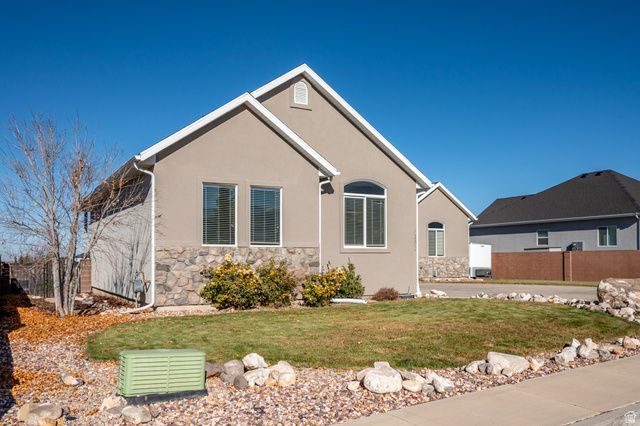 2492 W CARMEL CANYON DR, Cedar City, UT 84720