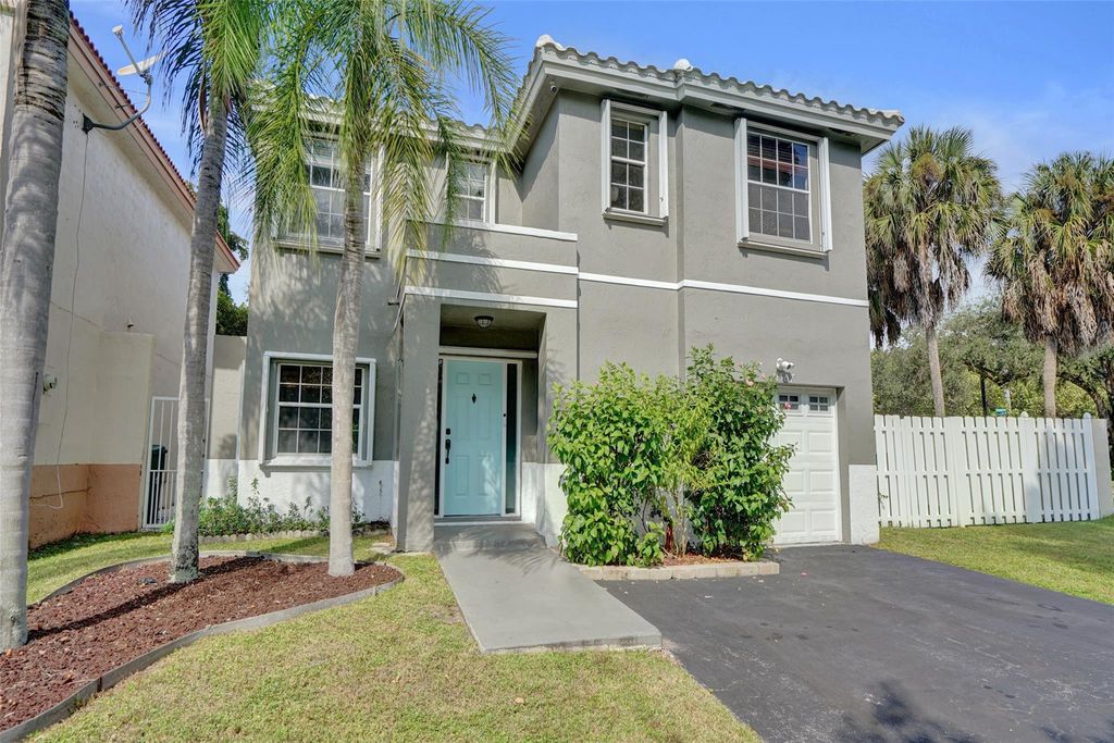 11567 N Open Court, Cooper City, FL 33026