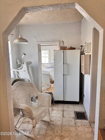 2328 E Hawthorne Street, Tucson, AZ 85719