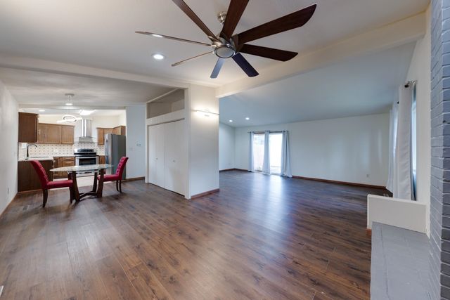 2509 N Roosevelt Ct, Wichita, KS 67220