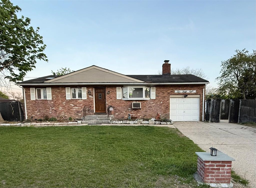 238 Wiley Street, Brentwood, NY 11717