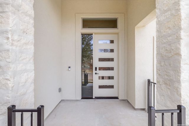 1751 Oakmont Cir, New Braunfels, TX 78132