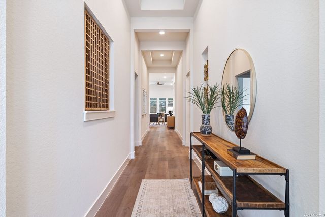 1751 Oakmont Cir, New Braunfels, TX 78132