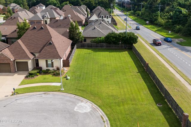 100 Baltimore Lane, Lafayette, LA 70506