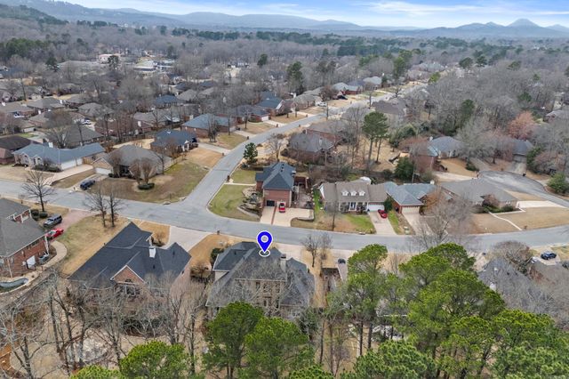 126 Calais Drive, Maumelle, AR 72113