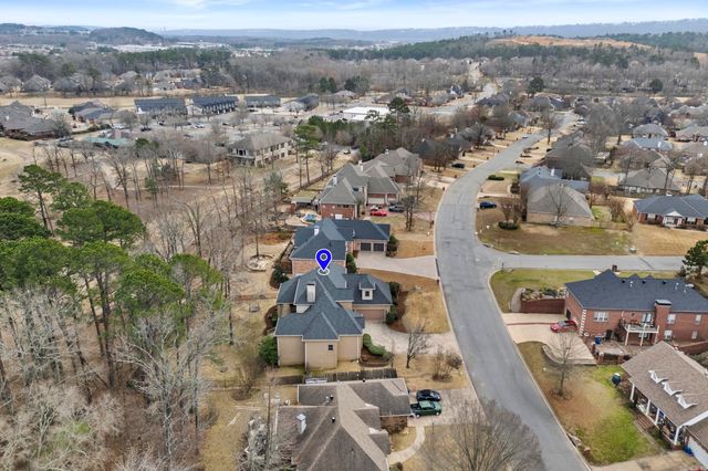 126 Calais Drive, Maumelle, AR 72113