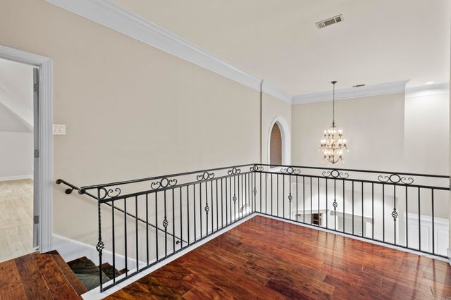 126 Calais Drive, Maumelle, AR 72113