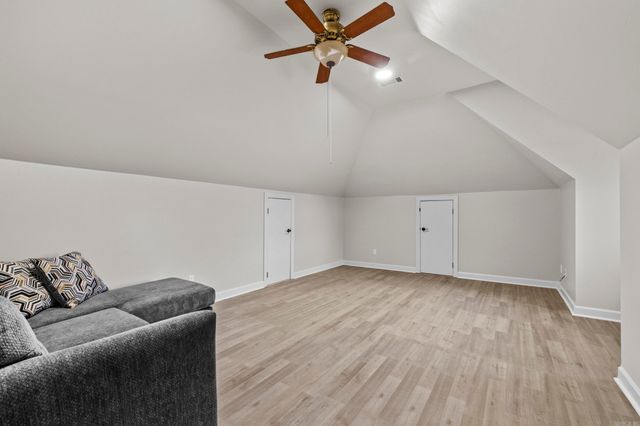 126 Calais Drive, Maumelle, AR 72113