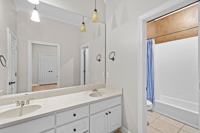 126 Calais Drive, Maumelle, AR 72113