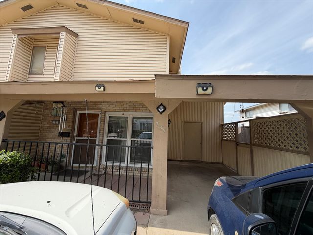 737 Ticonderoga Drive, Garland, TX 75043
