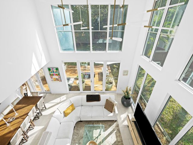 304 Seminole Avenue, Fort Lauderdale, FL 33312