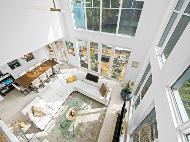 304 Seminole Avenue, Fort Lauderdale, FL 33312