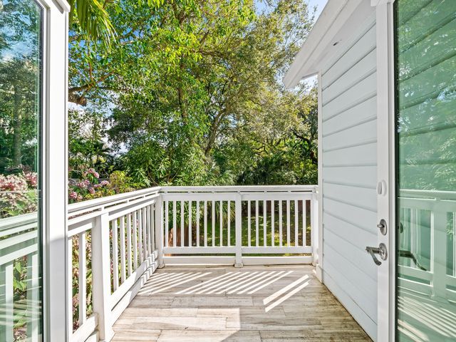 304 Seminole Avenue, Fort Lauderdale, FL 33312