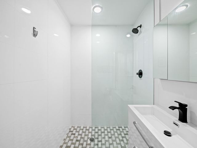 304 Seminole Avenue, Fort Lauderdale, FL 33312