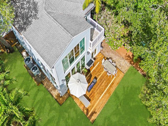 304 Seminole Avenue, Fort Lauderdale, FL 33312