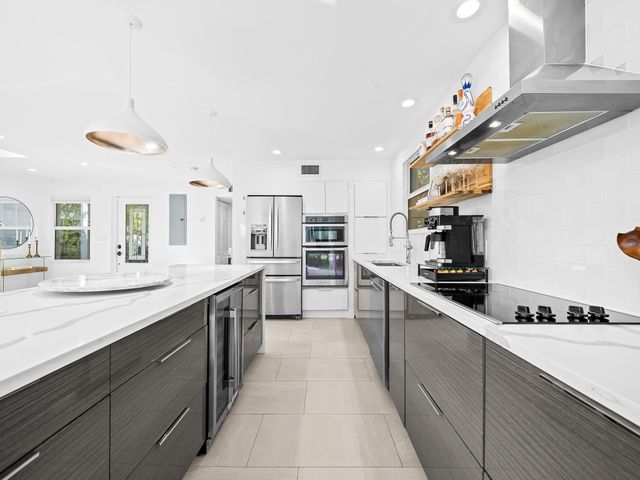 304 Seminole Avenue, Fort Lauderdale, FL 33312