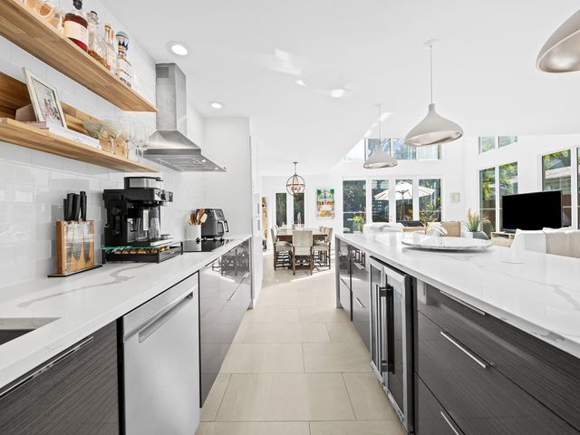 304 Seminole Avenue, Fort Lauderdale, FL 33312