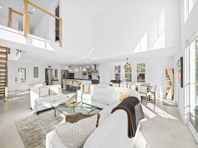 304 Seminole Avenue, Fort Lauderdale, FL 33312