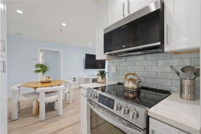 4730 Noyes ST 106, San Diego, CA 92109