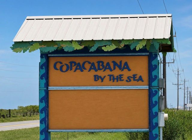 980 Copacabana Drive, Crystal Beach, TX 77650