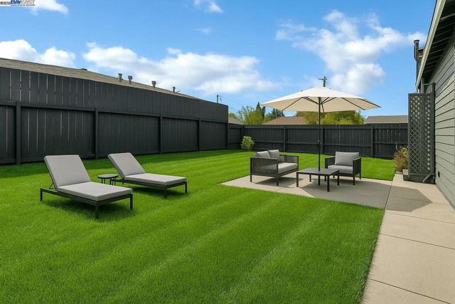 1300 Cavallo Rd, Antioch, CA 94509