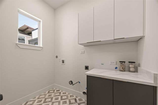 1105 Wilson St, Houston, TX 77019