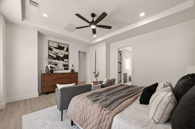 1105 Wilson St, Houston, TX 77019