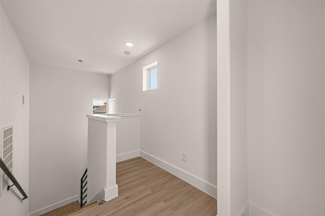 1105 Wilson St, Houston, TX 77019