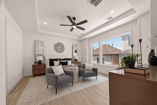 1105 Wilson St, Houston, TX 77019