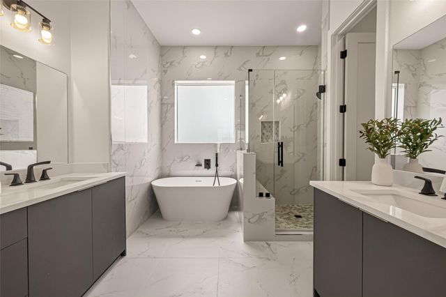 1105 Wilson St, Houston, TX 77019