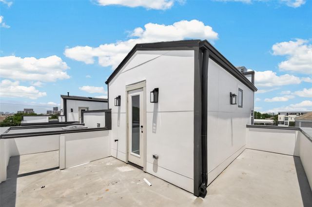 1105 Wilson St, Houston, TX 77019