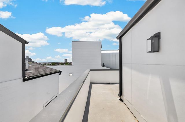 1105 Wilson St, Houston, TX 77019