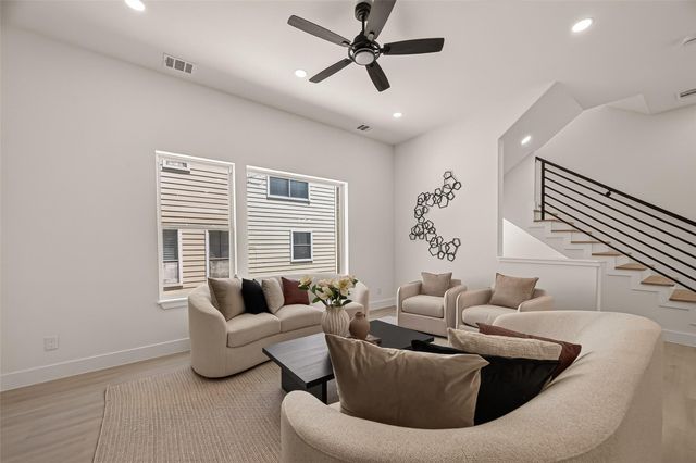 1105 Wilson St, Houston, TX 77019
