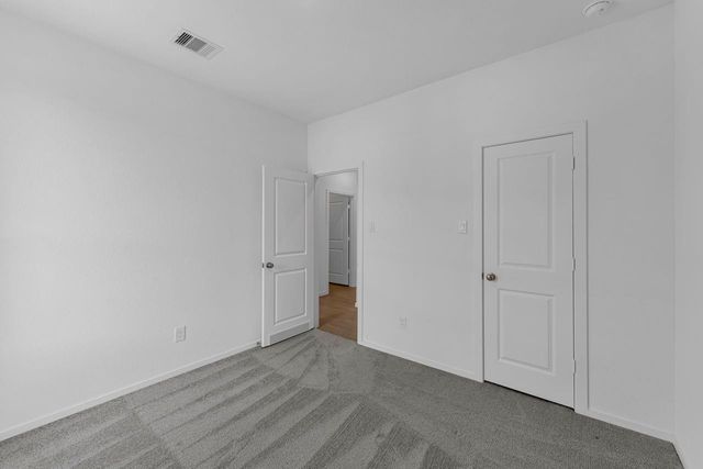 12 Robin Court, Angleton, TX 77515