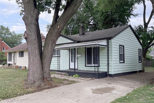 712 E Lincoln Avenue, Madison Heights, MI 48071