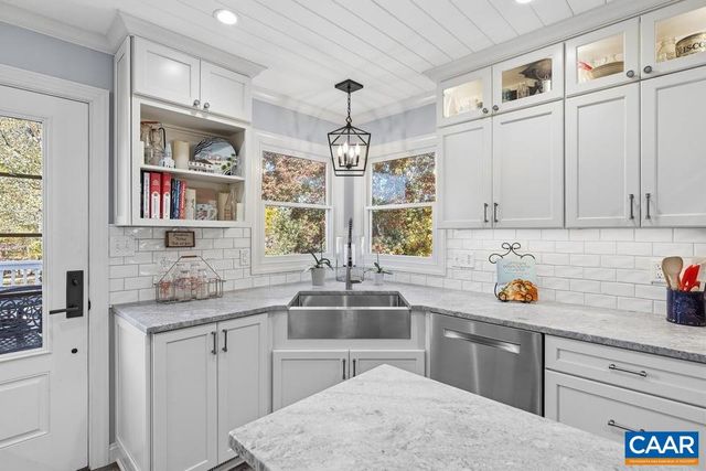 79 HIDDEN VALLEY CT, Palmyra, VA 22963