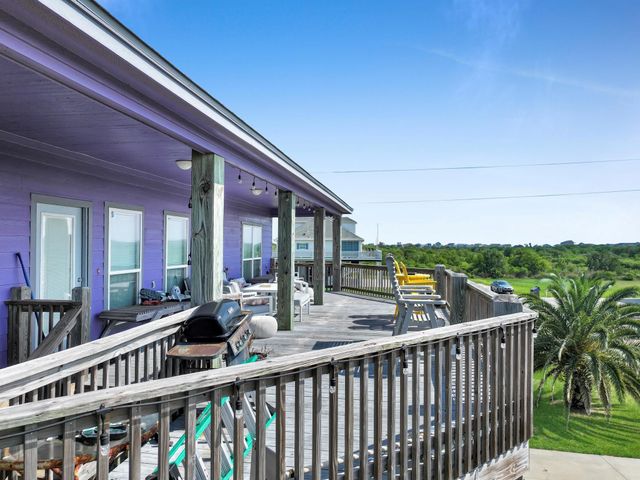 205 Padre Island, Crystal Beach, TX 77650