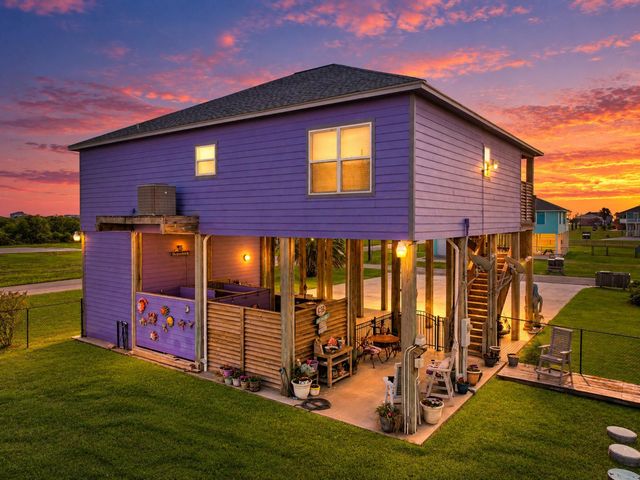205 Padre Island, Crystal Beach, TX 77650