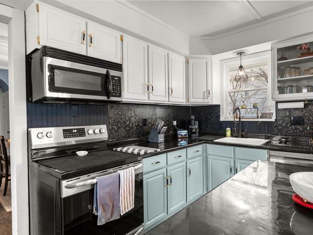 1610 S 11th Street, Sheboygan, WI 53081