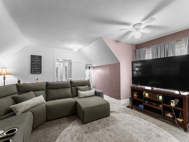 1610 S 11th Street, Sheboygan, WI 53081