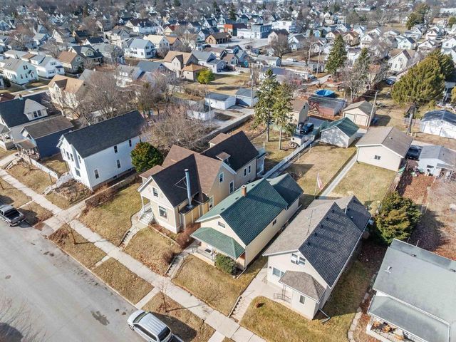 1610 S 11th Street, Sheboygan, WI 53081