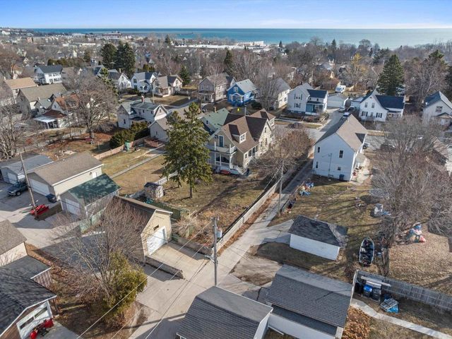 1610 S 11th Street, Sheboygan, WI 53081