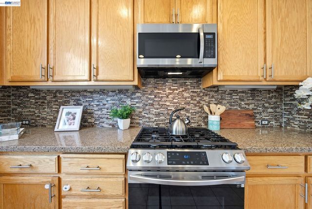 9804 Belladonna Dr, San Ramon, CA 94582