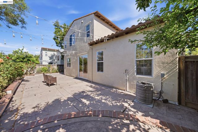 9804 Belladonna Dr, San Ramon, CA 94582