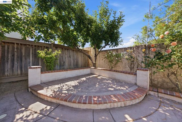 9804 Belladonna Dr, San Ramon, CA 94582