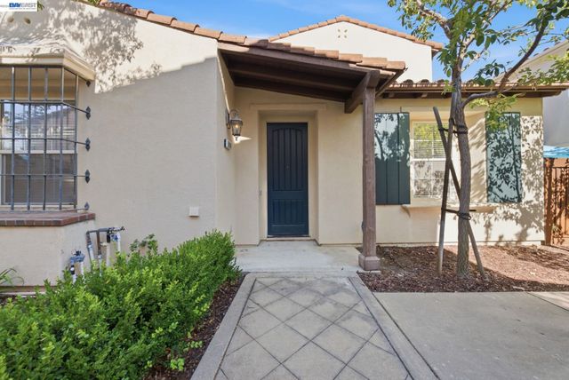 9804 Belladonna Dr, San Ramon, CA 94582