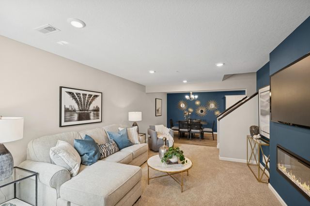 8856 Meadowcrest Drive NE, Monticello, MN 55328