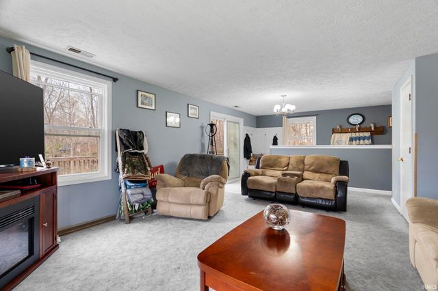 8277 Timber Lane, Lafayette, IN 47905